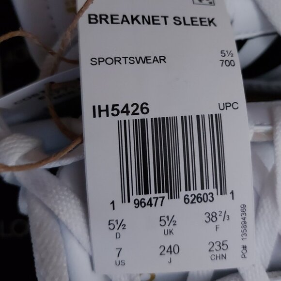 *New* Adidas Women's Breaknet Sleek Shoes - Picture 7 of 9